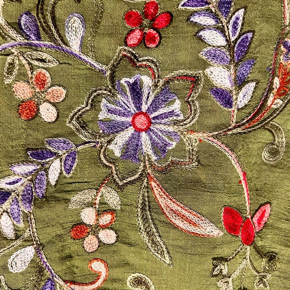 Floral Embroidered Kimono / Cardigan / Duster  P2P 24” L 38” New Boutique - Picture 4 of 14